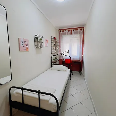 The Student's - 10' From Center & Apartmán
