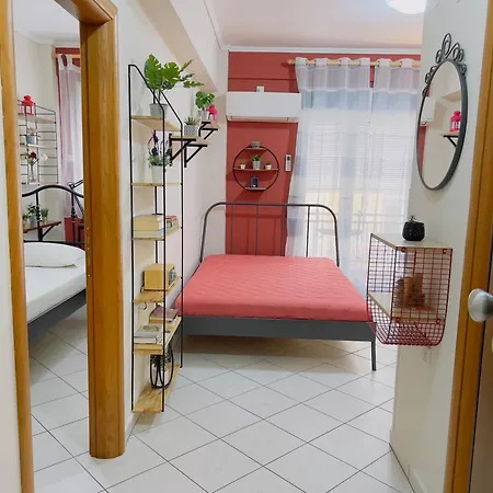 The Student's - 10' From Center & דירה קאבאלה