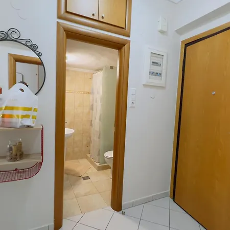 The Student's - 10' From Center & *